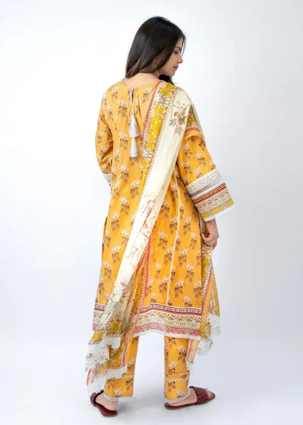 Meerak 3PC UnstitchedEmbroidered Lawn Suit